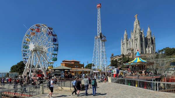 Tibidabo Àrea Panoràmica Barcelona Mirador